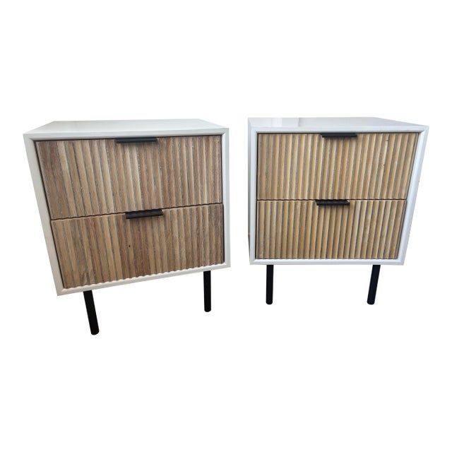 Set of 2 West Elm Quinn Nightstands For Sale