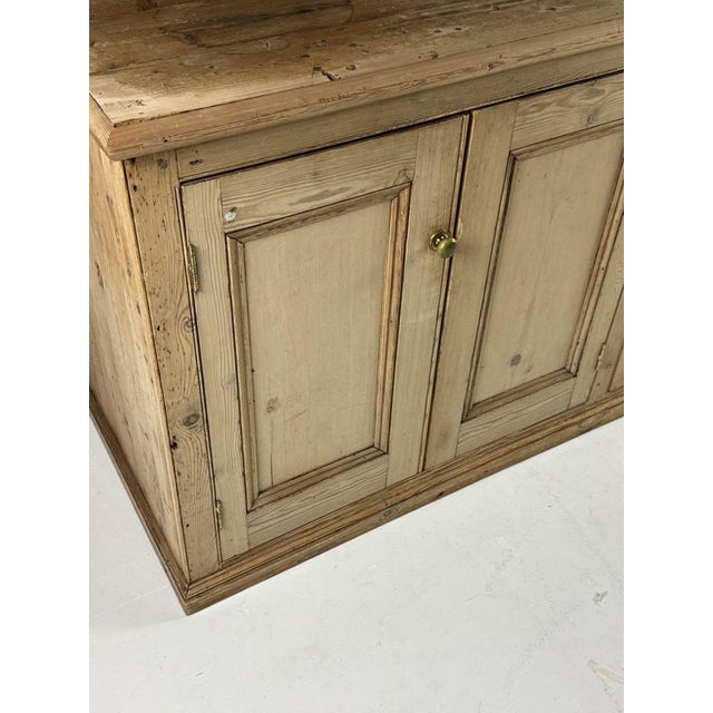 19th Century English Pine Sideboard For Sale - Image 9 of 18