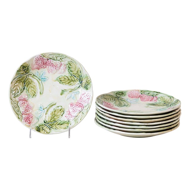 French 19th Century Majolica Plates with Raised Decor of Strawberries and Leaves For Sale