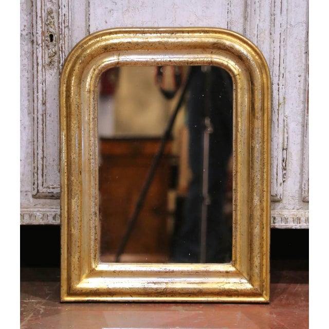 19th Century French Louis Philippe Giltwood Mirror With Floral Engraved Motifs For Sale - Image 4 of 6