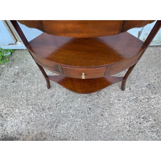 Fallon and Hellen George III Quality Mahogany Bow Fronted Corner Side Table For Sale - Image 4 of 10
