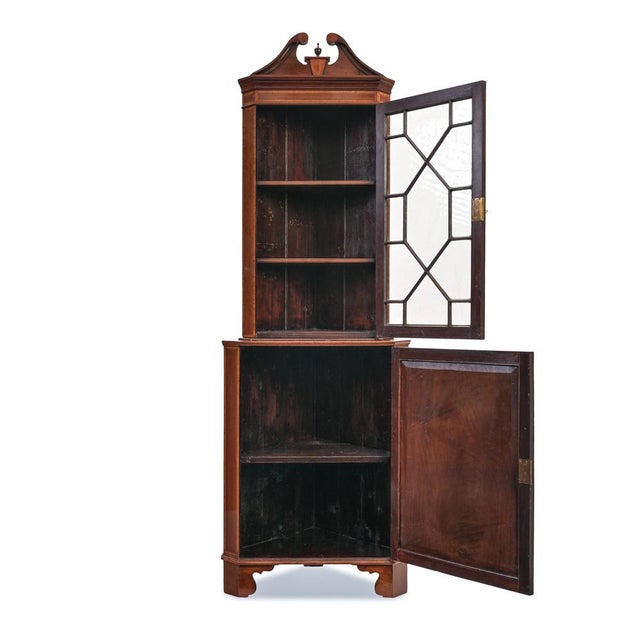 Georgina Mahogany Corner Cabinet with Glazed Upper Section, England, 1800 For Sale - Image 5 of 13