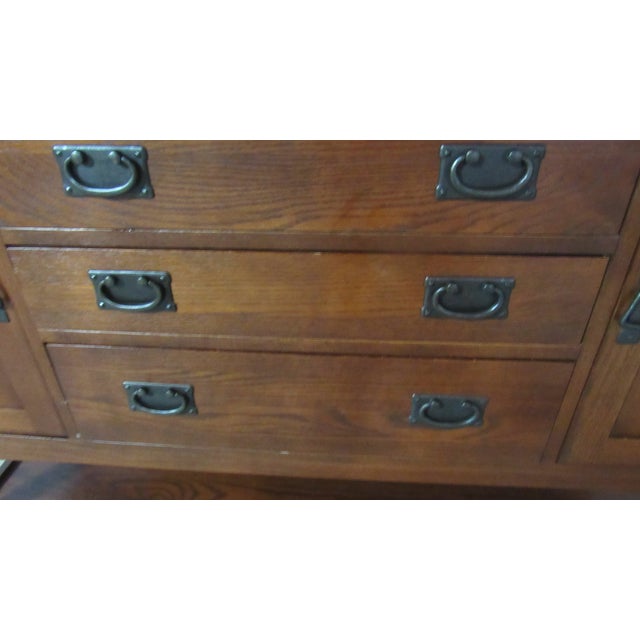 1980s 1980s Pennsylvania Mission Sideboard Oak Cabinet For Sale - Image 5 of 13