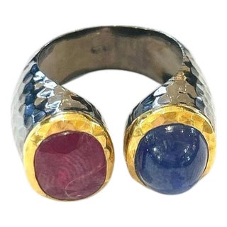 Bochic "Capri" Natural Blue Sapphire & Red Ruby Ring Set In 18K Gold & Silver For Sale