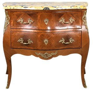 French Louis XV Style Bombe Commode in Walnut, 1890s