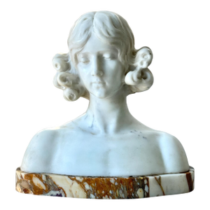 Late 20th Century Heavy Marble Sculpture of a Young Girl Bust 12"x12" - 33 Pound