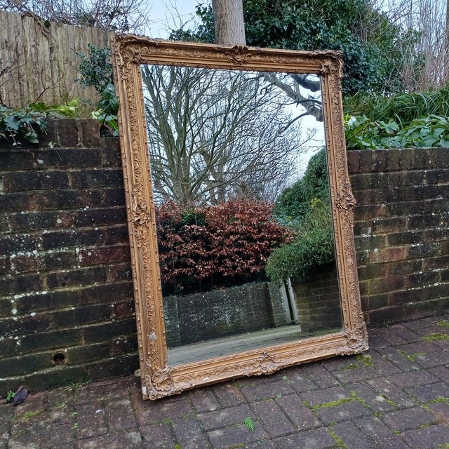 Outstanding Vintage Victorian Frame and Mirror This is an exceptional vintage Victorian frame and mirror. At some point,...