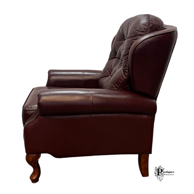 Vintage Traditional American Style Tufted Leather Recliners - Pair For Sale - Image 10 of 12