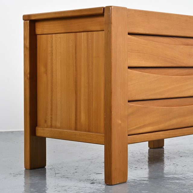 Elm Chest of Drawers from Maison Regain, 1960s For Sale - Image 13 of 17