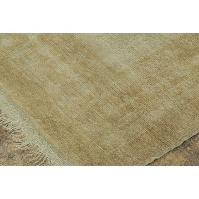 Late 18th Century Antique Oushak Gallery Rug in Green Minimal Open Field Design - Rug & Kilim For Sale - Image 5 of 7