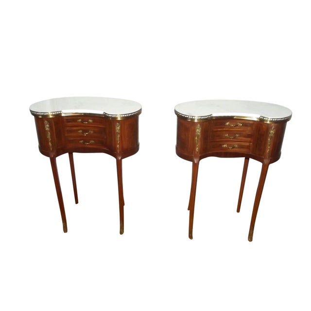 Early 20th Century Louis XV Kidney Shaped Side Tables With Mable Tops, Pair For Sale - Image 4 of 5