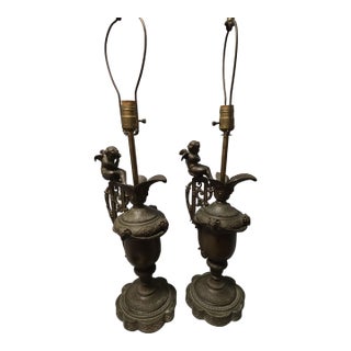 Vintage Pair of Bronze Urn Table Lamps For Sale