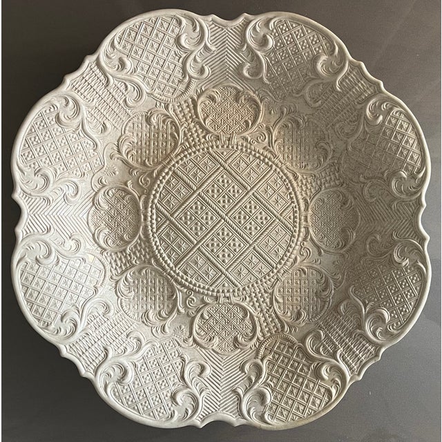Early 18th Century Large 18th Century English George II Salt Glaze Charger or Round Platter Circa 1745 For Sale - Image 5 of 9
