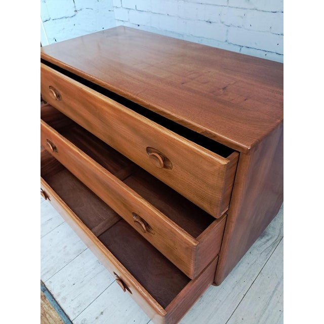 Mid-Century Modern Windsor Chest of Drawers in Elm, 1960s For Sale - Image 15 of 18
