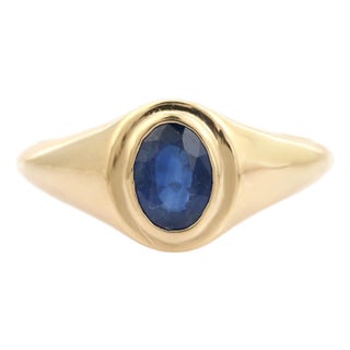 Chic 14k Gold Blue Sapphire Contemporary Signet Ring Size 6.5 For Sale