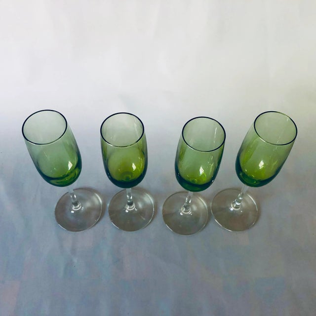 Mid-Century Modern 1970s Mid-Century Clear & Olive Green Champagne Glasses S/4 - Set of 4 For Sale - Image 3 of 6
