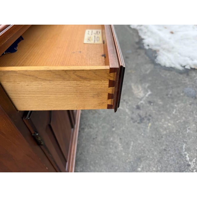 Late 20th Century Henkel Harris Cherry Single Drawer Side Cabinet/ Nightstand. For Sale - Image 11 of 17