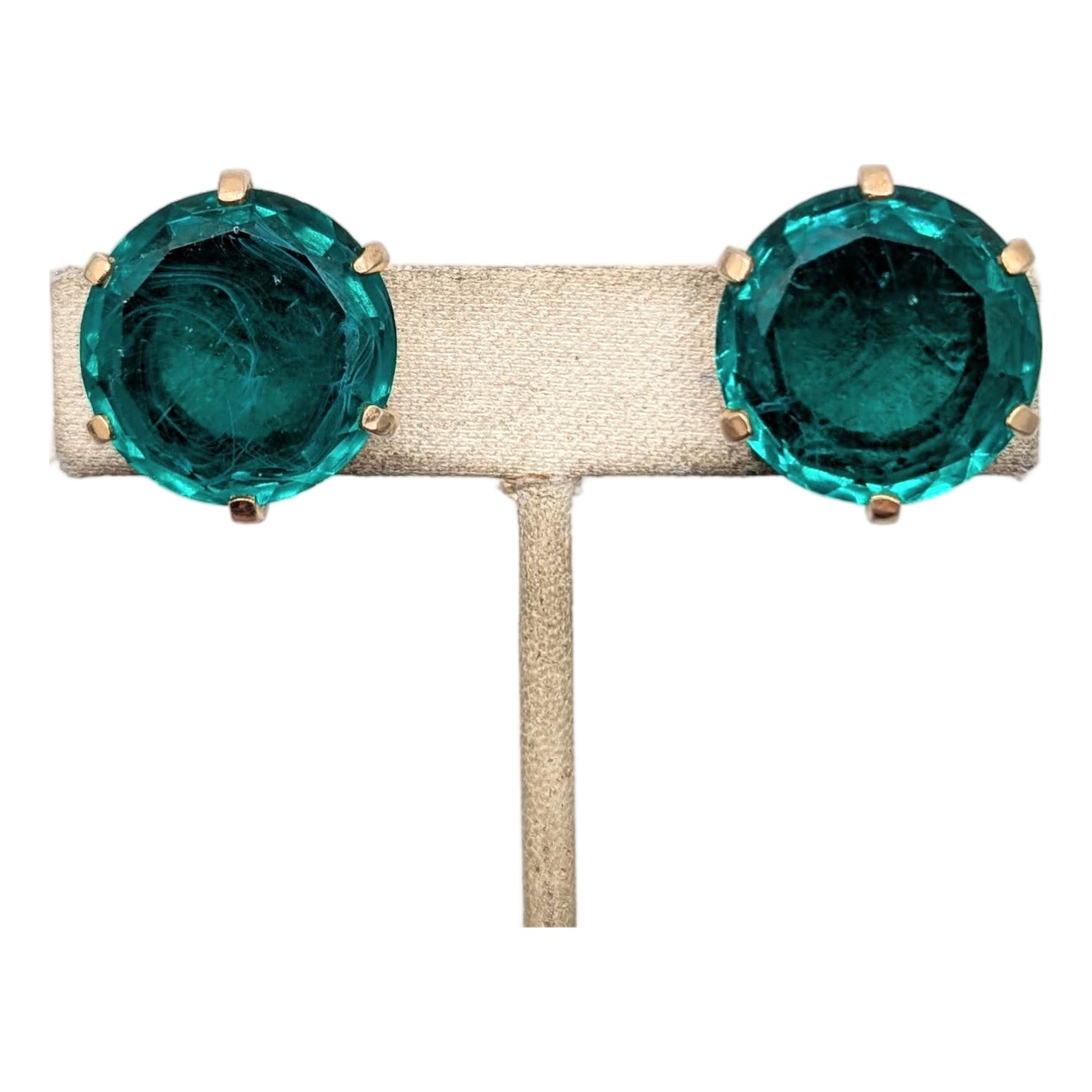 Vintage 1950s Signed Crown Trifari Round Flawed Faux-Emerald Clip