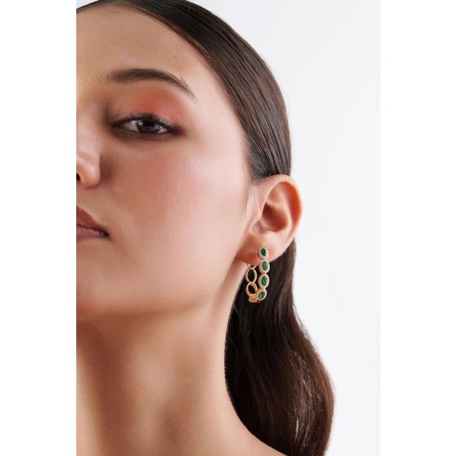 14k Gold 1.7ct Natural Emerald & Diamond Halo Art Deco Hoop Earrings- 2 Pieces For Sale - Image 9 of 18