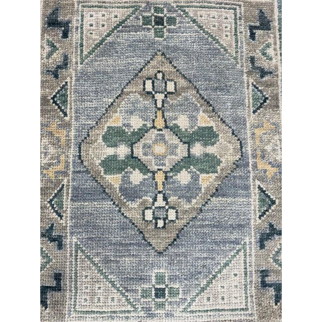 Contemporary Turkish Oushak Rug 2'1' x 2'11" For Sale - Image 3 of 4