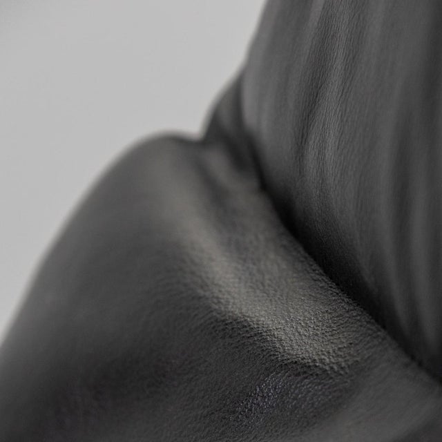 Set of P60 Chair and Ottoman by Vittorio Introini for Saporiti Italia, 1970s For Sale - Image 16 of 18