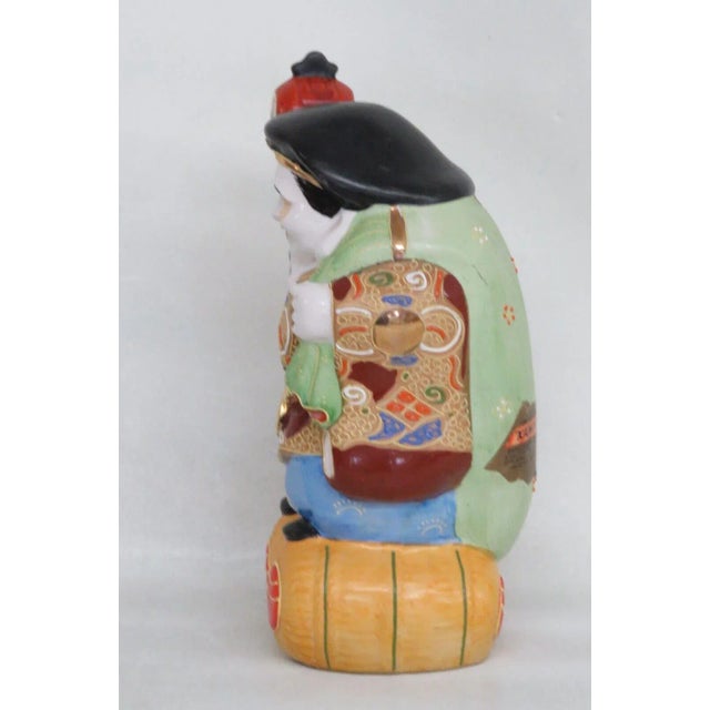 Japanese Porcelain Moriage Daikuko Kamotsuru Sake Bottle Decanter For Sale - Image 4 of 11