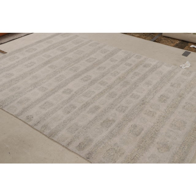 Abstract Rug & Kilim’s Abstract Rug With Gray and Beige All Over Geometric Patterns For Sale - Image 3 of 9
