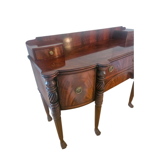 1980s Henredon Flame Mahogany Sideboard Buffet Credenza Hepplewhite Paw foot Huntboard For Sale - Image 11 of 17
