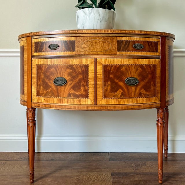 Robert W. Irwin Co. 1930s Vintage Hepplewhite Demilune Server, Victorian Sideboard, Transitional Credenza, Entryway Bureau For Sale - Image 4 of 8