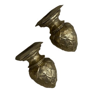 Pair of Vintage Solid Bras Artichoke Decor Curtain Rod Finials For Sale