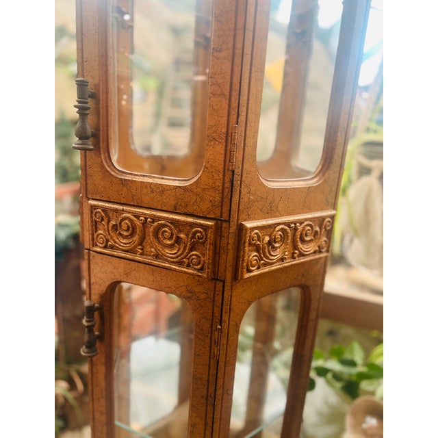 Mid-Century Hollywood Regency Gold Gilt Display Cabinet | Curio For Sale In Los Angeles - Image 6 of 18