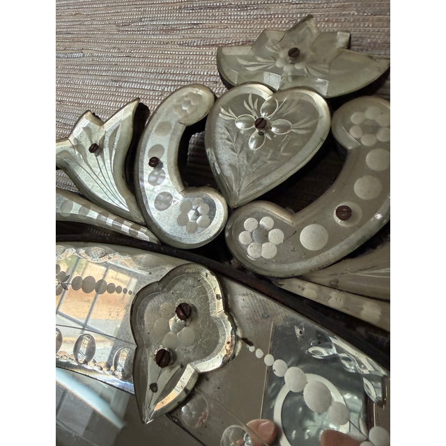 19th Century Venetian Etched Glass Mirror With Heart Crest For Sale In Raleigh - Image 6 of 11