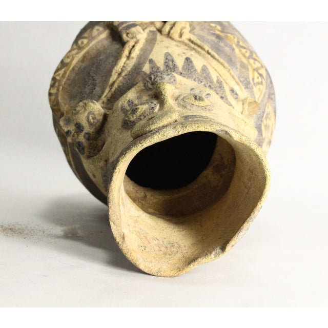 Peruvian Bichrome Figural Effigy Jar of a Hunter With Trophy For Sale - Image 12 of 16