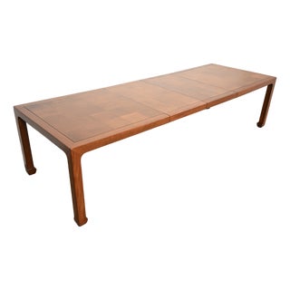 Henredon Mid-Century Hollywood Regency Walnut Extension Dining Table, Newly Refinished For Sale
