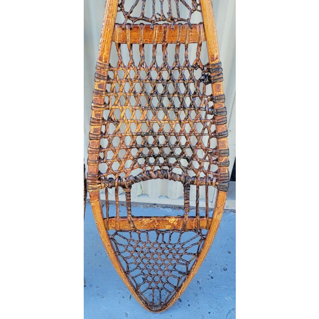 Wood 1930s Pair of Wood and Leather Snow Shoes For Sale - Image 7 of 8