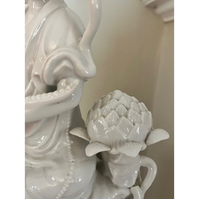 Mid 20th Century Blanc De Chine Figural MCM Asian Lamp For Sale - Image 5 of 11
