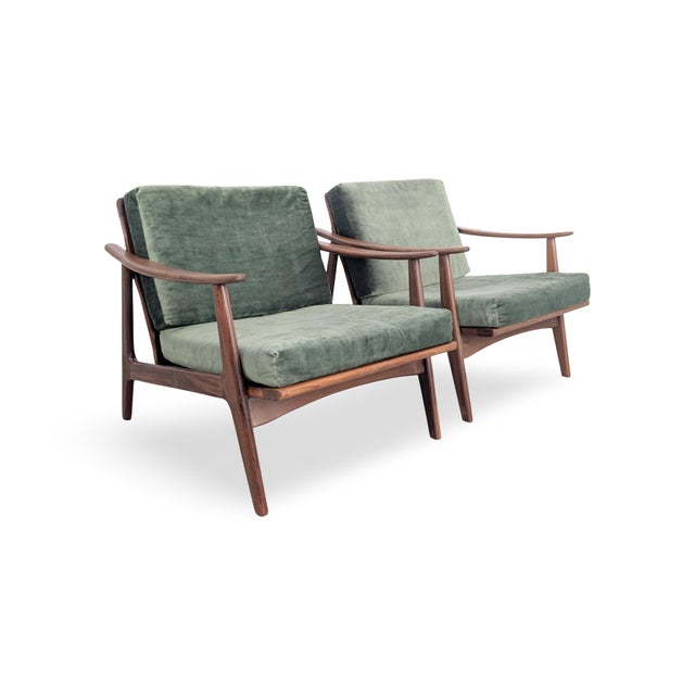 We are offering one of two beautiful vintage easy chairs from the 1960s for sale. with their distinctive color scheme and...