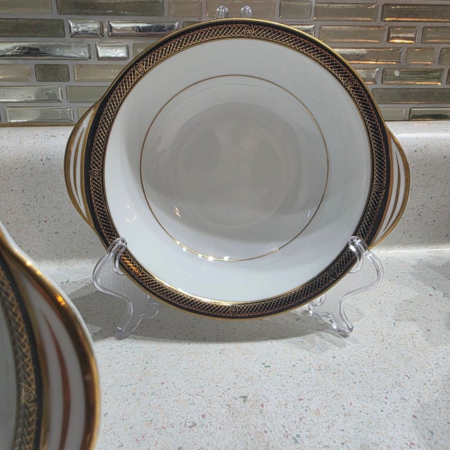 Japanese Excellent Vintage Condition Noritake China Regent Gold 5681 Lugged Soup Bowls Set/4 For Sale - Image 3 of 10
