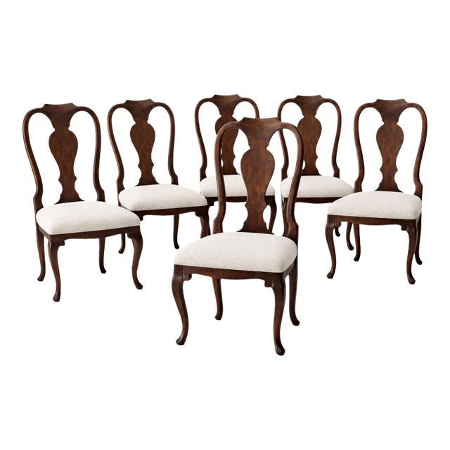 Set of Six Queen Anne Style Dining Chairs in Old Chapel Satin Walnut With Designer Ivory Linen Upholstery For Sale