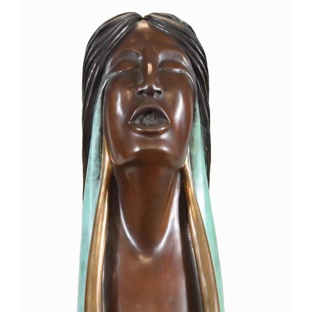 1990s Native American Mother and Child Figurine in Bronze by Ernest Bo Mirabel, 1990s For Sale - Image 5 of 13