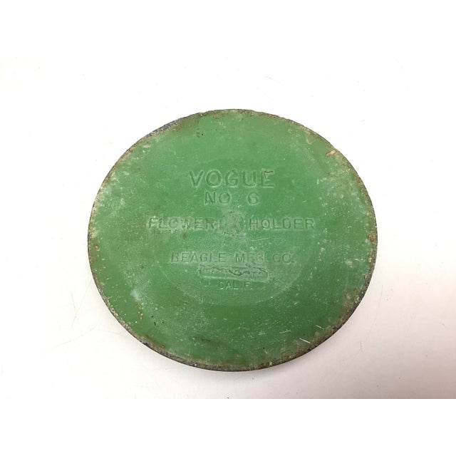 Floral Holder Frog Large Spiked Vogue No 6 Green Metal. 4 inches in diameter by 1 inch tall.. It is in good old vintage...