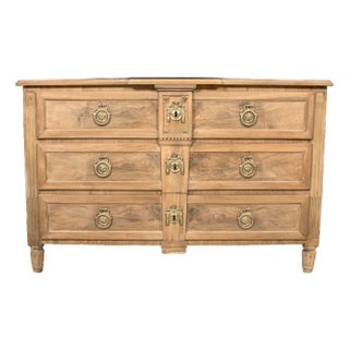 18th Century French Louis XVI Period Bleached Walnut and Burl Walnut Three-Drawer Commode For Sale