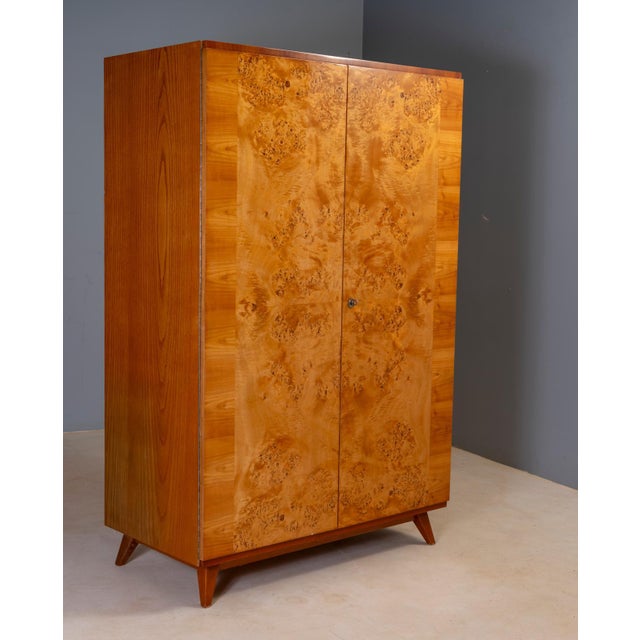 Vintage Wardrobe in Burl Wood Veneer, Czechoslovakia, 1970 For Sale - Image 15 of 18