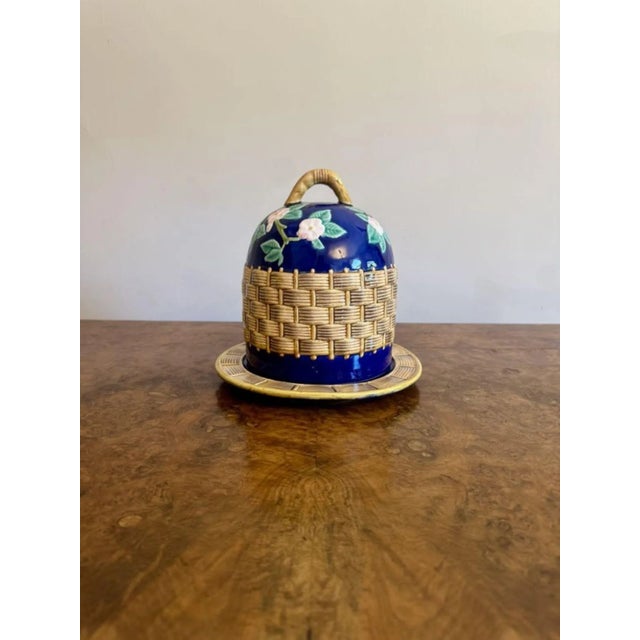 Antique Victorian Majolica Cheese Dish, 1880 For Sale - Image 3 of 5