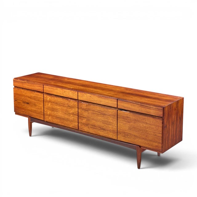 Kofod Larsen for Faarup Møbelfabrik Mid Century Danish Rosewood Credenza For Sale - Image 11 of 11