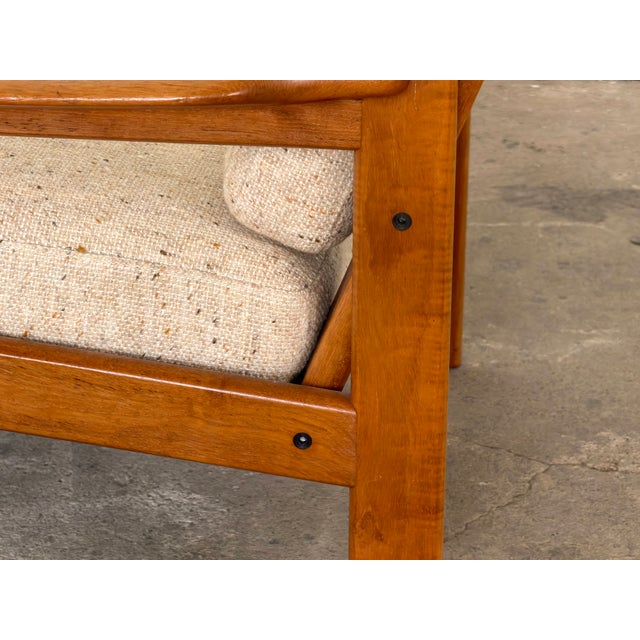 Mid-Century Modern Teak Lounge Chairs in Wool Bouclé, 1960s, Set of 2 For Sale - Image 11 of 12