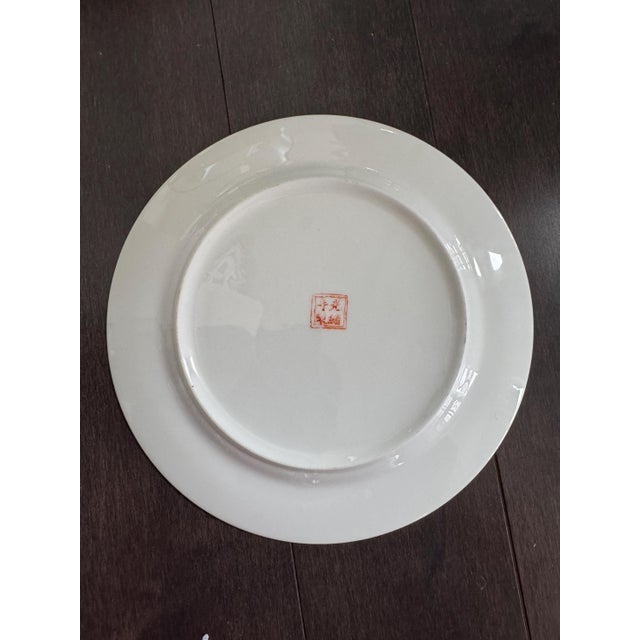 Vintage Chinese Export Famille Verte Cabbage & Butterfly Plates - Set of 8 For Sale In Philadelphia - Image 6 of 8