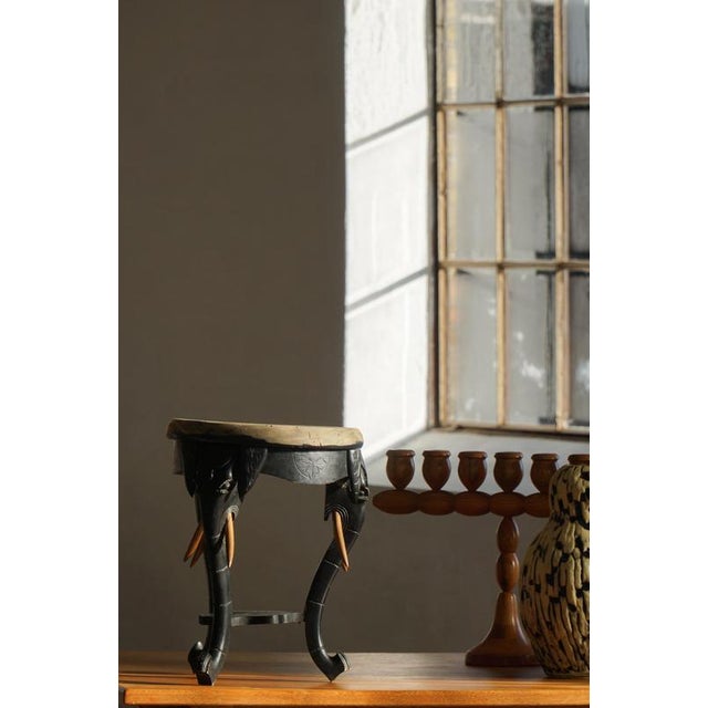 Anglo-Indian Elephant Stool in Ebonized Hardwood, 1900s For Sale - Image 15 of 18