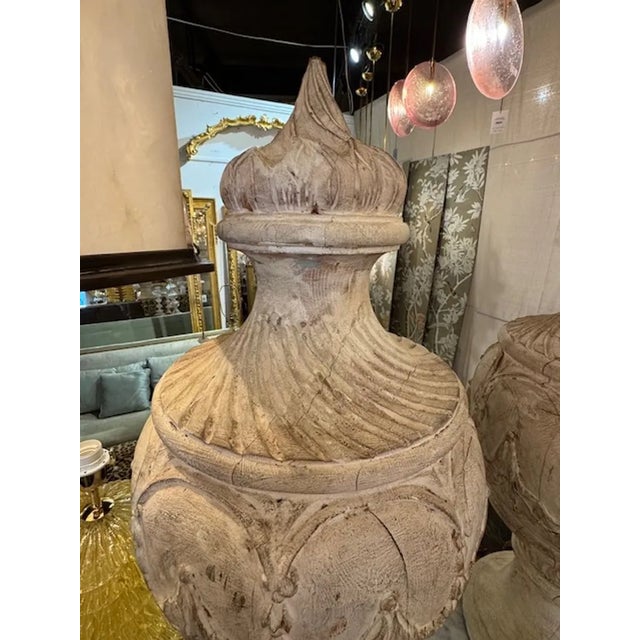 Neoclassical 19th Century Carved and White-Washed Wooden Urns For Sale - Image 3 of 7