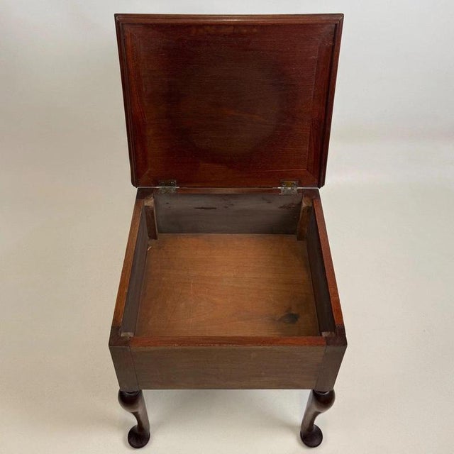 Early 20th Century Antique English Mahogany Storage Box For Sale - Image 3 of 12